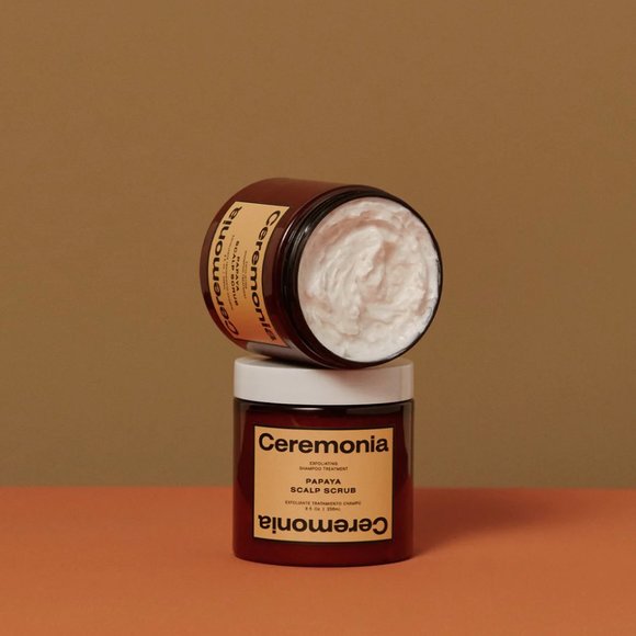 EXFOLIATING SHAMPOO TREATMENT - Picture 2 of 4